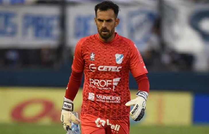 Por pedido de Madelón, Castro deberá volver a Unión y Temperley a buscar reemplazos.