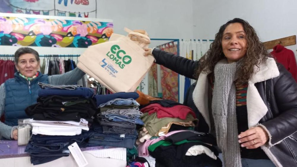 Ya entregaron 4.000 bolsas reutilizables a comercios de Lomas