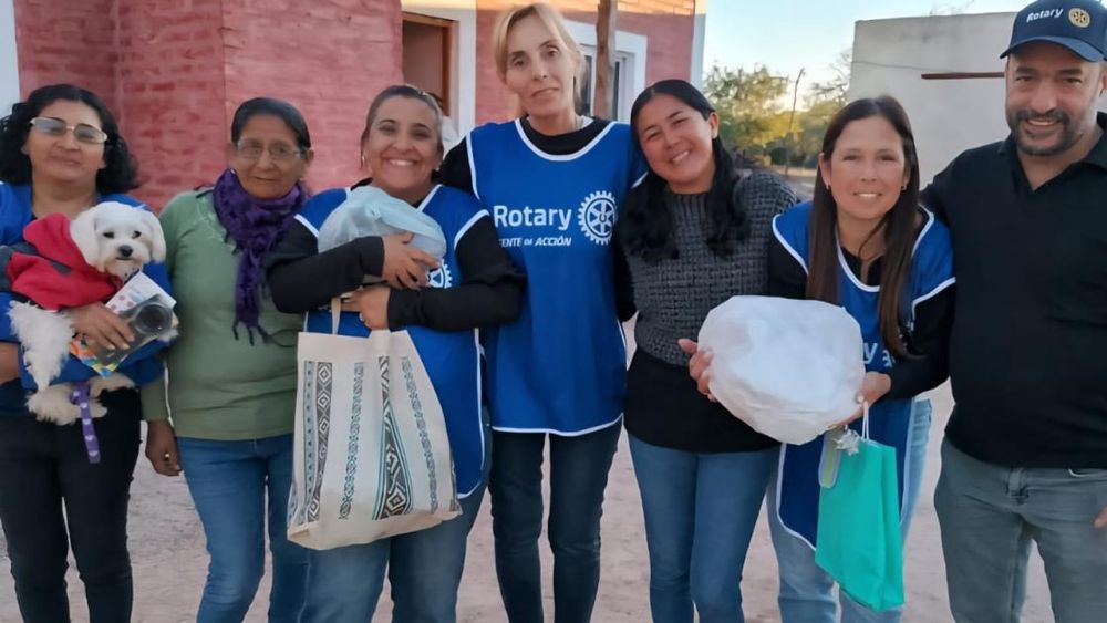 Se unieron los rotarios de Turdera, Lomas Este y Escalada para ayudar.