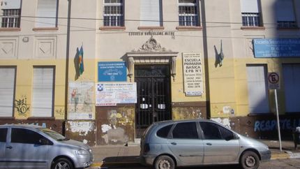 Ya no es obligatorio el uso de barbijo al aire libre en escuelas.