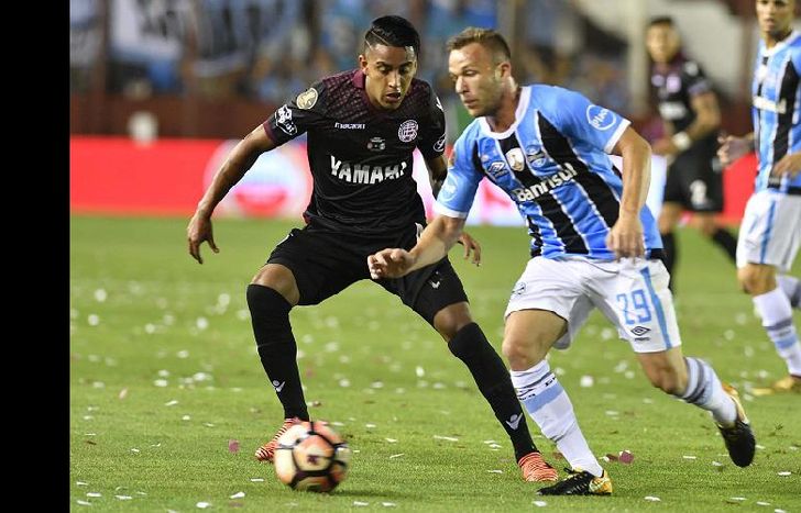 Gómez sufrió dos roturas de ligamentos en la misma rodilla.