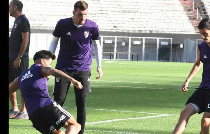 El plantel Millonario se entrenó en el estadio de cara al partido con San Martín de Tucumán.