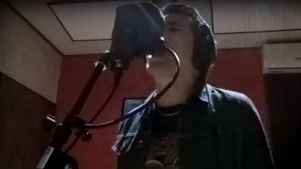 Cantante invitado.
