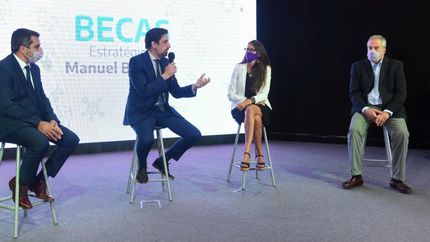 Trotta encabezó el acto en la UNLZ.