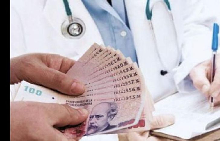 Con planes sin el 100% de la cobertura médica.