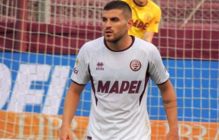 El volante le dijo adiós a Lanús.