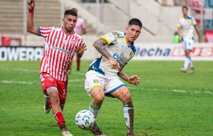 Los Andes se fue con la cabeza en alto tras perder con Central.