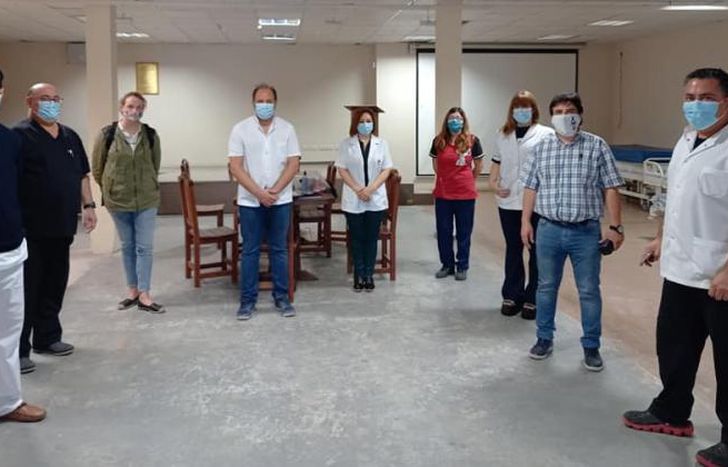 El equipo de trabajo con distintas áreas sanitarias.