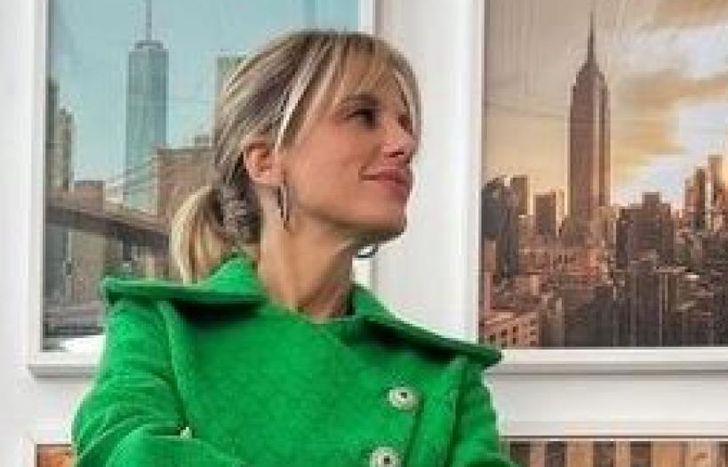 Regresa con Mariana de casa.