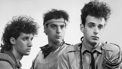 Lomas le rendirá un homenaje a Soda Stereo y los vecinos podrán ser parte a través de un video.