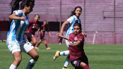 Lanús padeció la contundencia de Racing. Lanús padeció la contundencia de Racing.