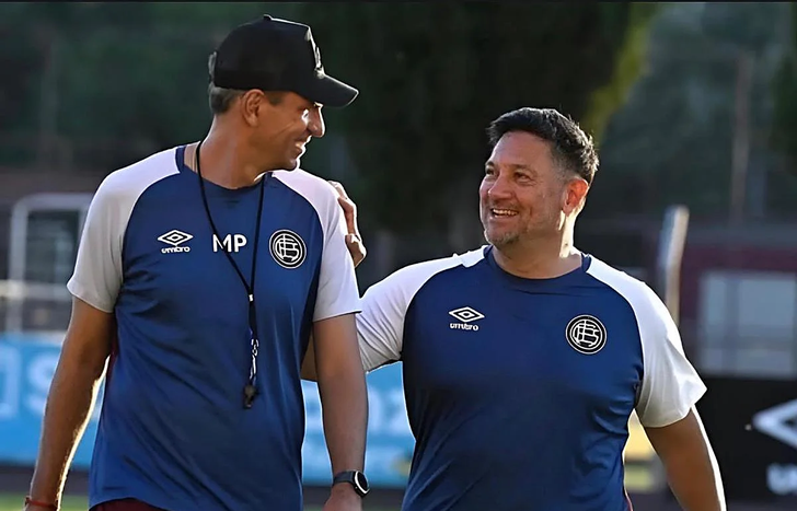 El Turu Flores, ayudante de Mauricio Pellegrino en Lanús, fue denunciado por un casino de Las Vegas