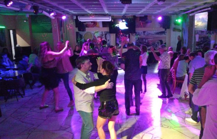 Para disfrutar, solos, con la pareja o con amigos.