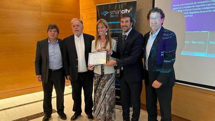 Alejandra Insaurralde recibió el premio Govtech por Lomas.