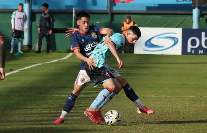 Brown de Adrogué sumó un buen punto en Sarandí.
