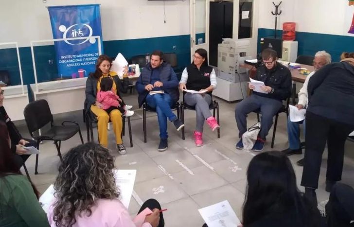 Los miércoles y viernes, a las 14.30, organizan jornadas en el Imdipam.