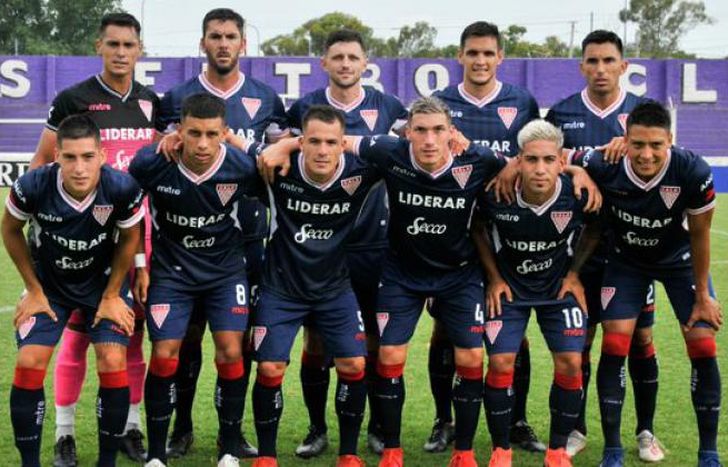 Los 11 elegidos por Cavalieri para buscar la clasificación.