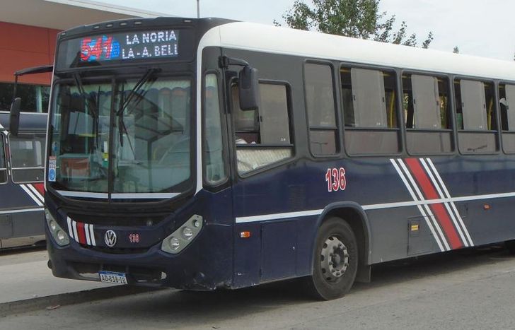 El Gobierno confirmó que se podrá pagar el transporte público con cualquier medio de pago.