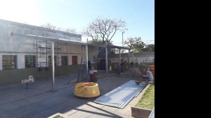 En lo que va del año, el Municipio de Lomas trabajó en el mantenimiento de las escuelas y realizó obras de gas en 32 escuelas de distintos niveles.
