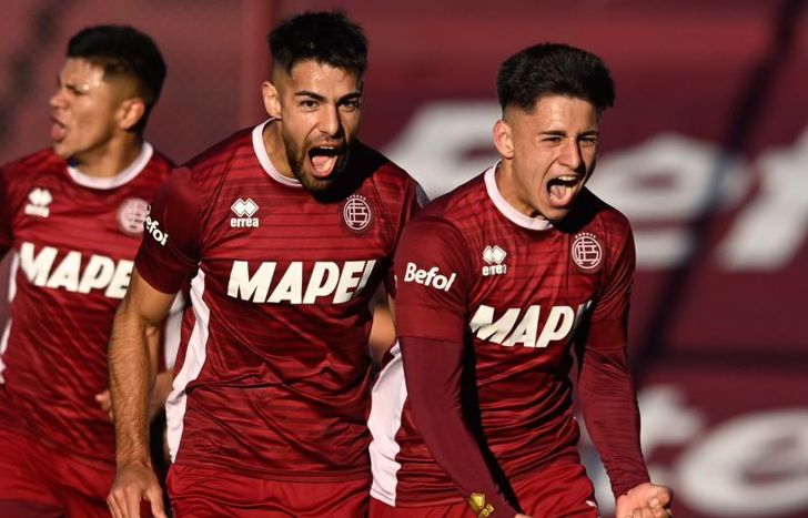Rodríguez festeja el tercero, el que selló el marcador.