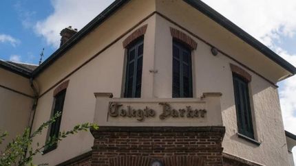 El colegio Barker, uno de los más prestigiosos de Lomas. El colegio Barker, uno de los más prestigiosos de Lomas.