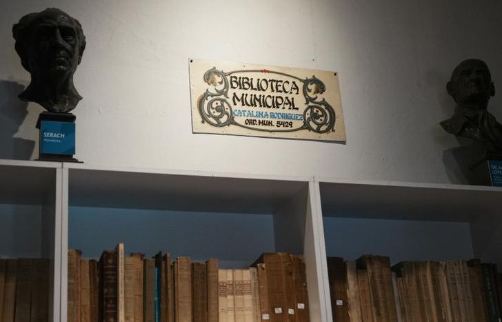 Tiene ejemplares del siglo XIX y principios del siglo XX.