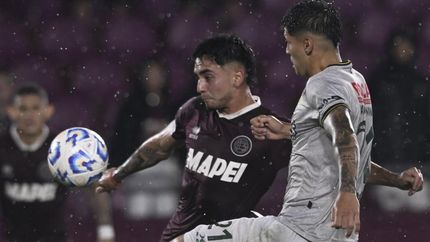 Torres tuvo la más clara del primer tiempo.