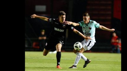 lanus lo dio vuelta y festejo en santa fe