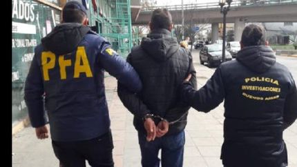 detuvieron a un pedofilo que contactaba a sus victimas por facebook