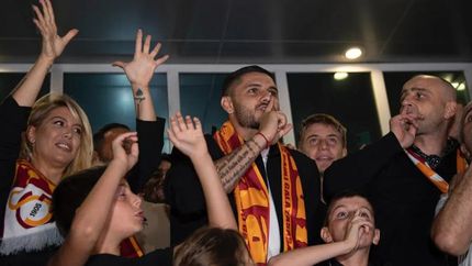 furor por wanda nara y mauro icardi en turquia
