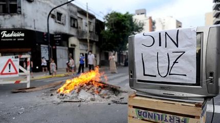 Más de 7 mil usuarios siguen sin luz en el AMBA en Año Nuevo.