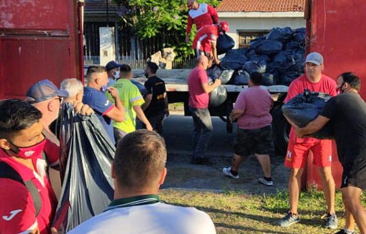 La subcomisión y agrupaciones del club encabezaron la donación.