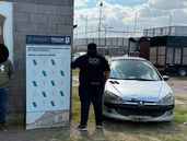 Al detenido le incautaron el auto en el que se movilizaba.