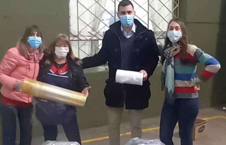 Casa cuenta del rosario está hecha de material reciclable.