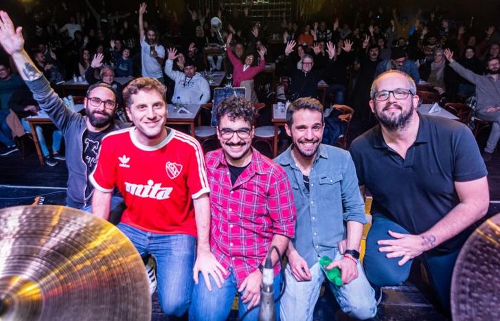 Vamos a hacer un paseíto por temas de las distintas épocas, dicen.