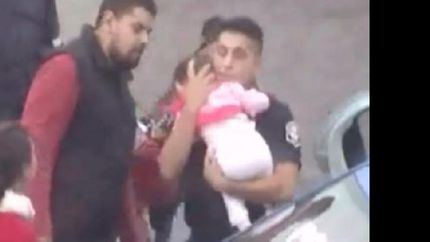 maximiliano de los santos, el policia local que salvo la vida de una beba