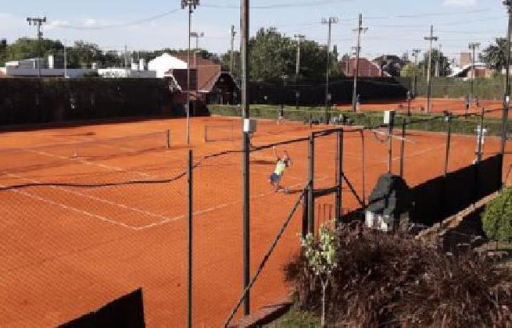 Comienzan a abrirse las actividades deportivas.