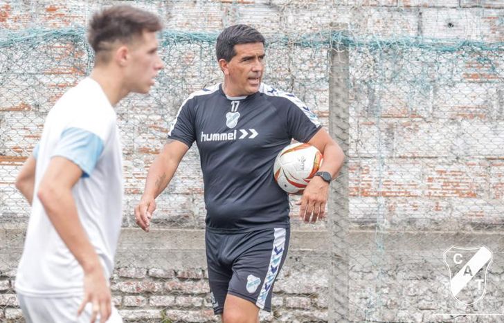 Campodónico dirigirá a la Reserva.