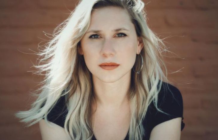 Se presenta este viernes.