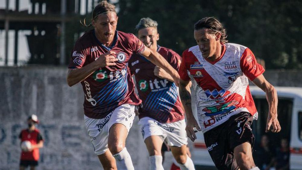 Emiliano Gianunzio, experiencia en el mediocampo del Azul.