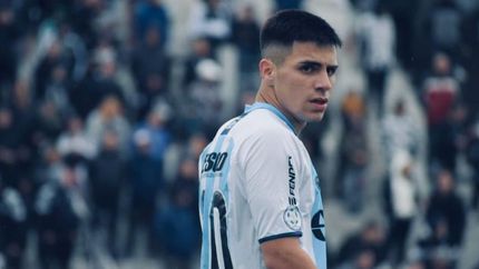 Lanús busca sumar uno de los destacados del fútbol de ascenso. Lanús busca sumar uno de los destacados del fútbol de ascenso.