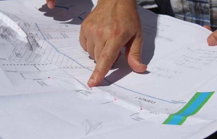 Son proyectos que tienen lugar en varios frentes.