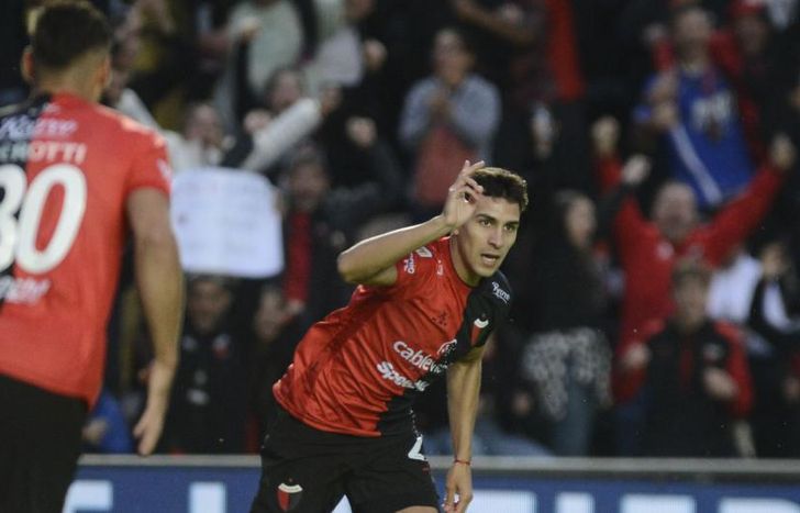 Meza madrugó a todos.