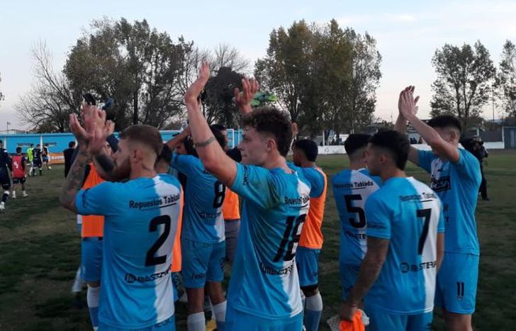 Liniers le dio otro golpe a San Martín de Burzaco.