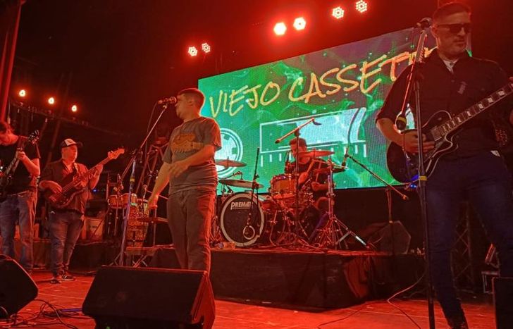 El material estará disponible a mitad de año.