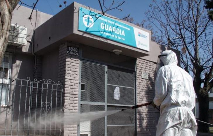 Siguen los trabajos de desinfección en las salitas.
