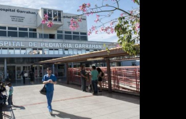 en el marco de la investigación sobre pornografía infantil que involucra a un médico del hospital.