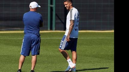 ya sin lanzini, sampaoli define a su reemplazante