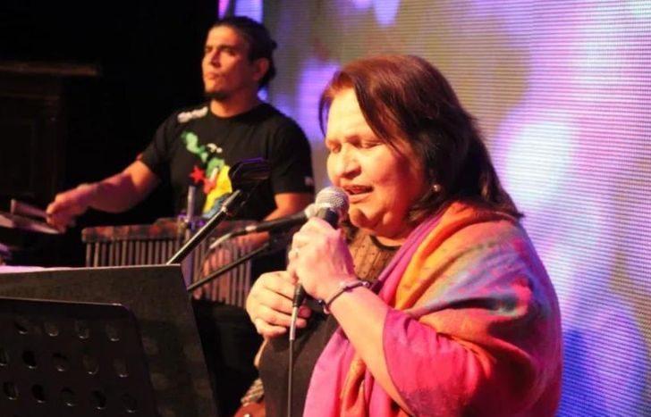 La cantora lleva 32 años de trayectoria.