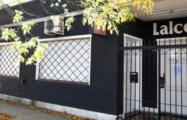 En Alberti 190, Lomas.